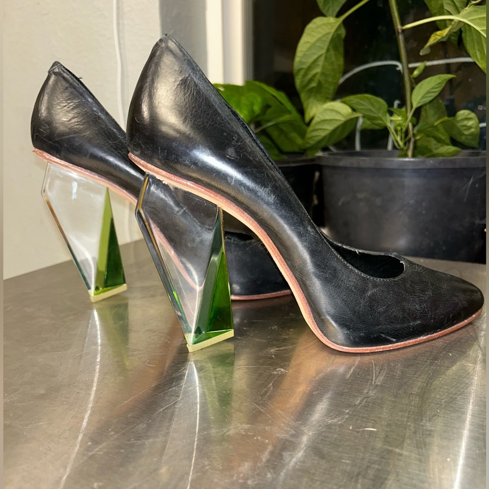 Black Leather Pumps with Geometric Green Accent Heels